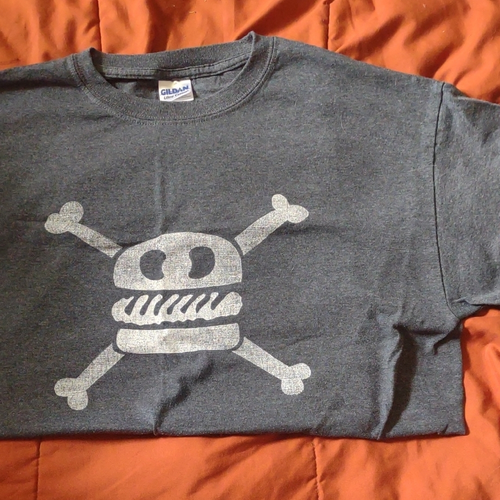 Staff Tshirt - Cheeseburger In Paradise